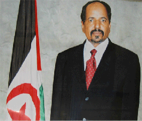 Mohamed Abdelaziz and flag.png