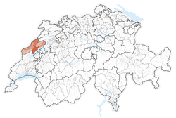 Map of Switzerland, location of كانتون نوشاتل highlighted
