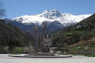 Monument to Garegin Nzhdeh and mount Khustup near Kapan