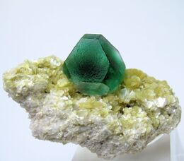 3192M-fluorite1.jpg