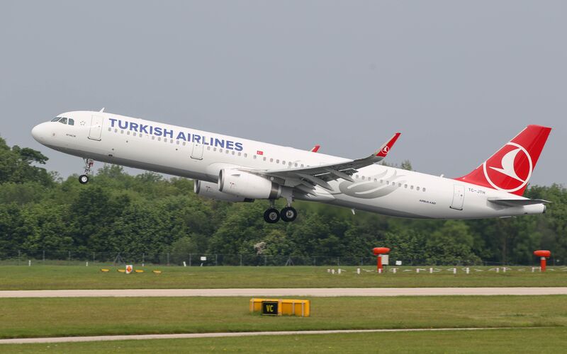 ملف:Turkish Airlines Airbus A321 TC-JTH (26716697834).jpg