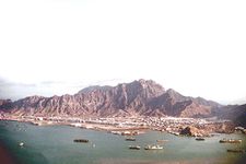 صورة من الجو لميناء عدن 1962