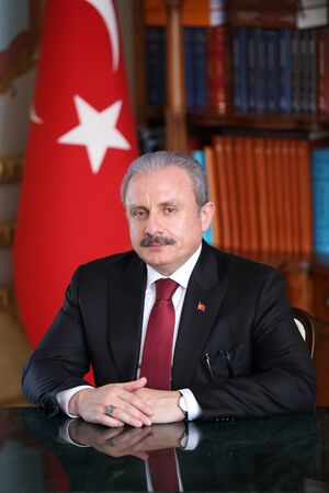 Mustafa Şentop.jpg
