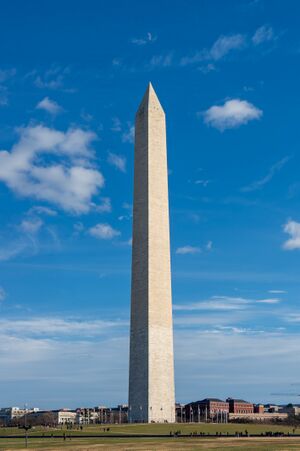 Washington Monument in 2017, NW side.jpg