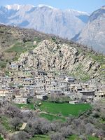 قرية كردية تقليدية في [[ هورامان، كردستان.