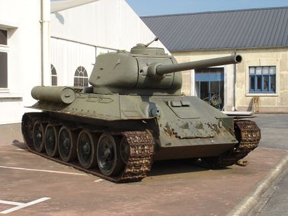 A T-34-85 tank on display at the Musée des Blindés in Saumur, April 2007