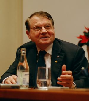 Luc Montagnier-press conference Dec 06th, 2008-5 crop.jpg