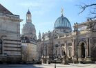 Dresden, Frauenkirche und Kunstakademie.jpg