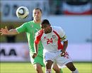 الجزائر يفوز على الإمارات في مباراة ودية قبل كأس العالم 2010.