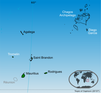 جزر جمهورية موريشيوس معنونون بالأسود؛ تروملين وأرخبيل تشاگوس تطالب بهما موريشيوس.