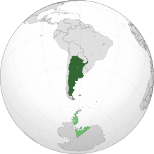 الأرجنتين بالأخضر الداكن؛ الأراضي التي تطالب بها لكنها ليست تحت إدارتها بالأخضر الفاتح.