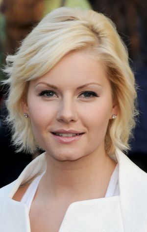 Elisha Cuthbert in 2009.jpg