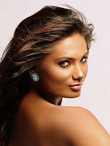 Nadeeka Perera, a fashion model from Sri Lanka