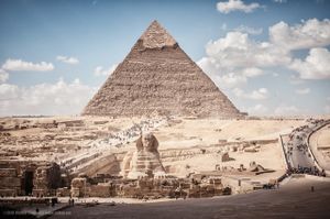 Pyramid of Khafre and Sphinx, Giza, Greater Cairo, Egypt.jpg