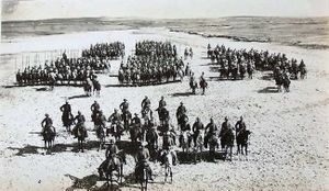 سلاح الفرسان التركي في وادي سبع في اكتوبر 1917، قبيل معركة غزة الثالثة.
