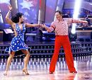 توم دلاي، زعيم الأغلبية في مجلس النواب الأمريكي يرقص السامبا في المسابقة التلفزيونية "الرقص مع النجوم".