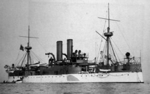 USS Maine (ACR-1) starboard bow view, 1898 (26510673494).jpg