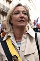 الجبهة الوطنية: زعيمة الحزب وعضو البرلمان الاوروپي مارين لوپن، اختيرت في 16 مايو 2011.[3][4][5]