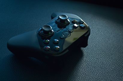 Android TV game controller.jpg