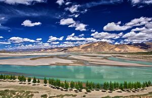 Brahmaputra River, Shigatse.jpg