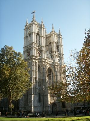 Westminster Abbey - West Door.jpg