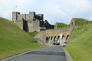 1280px-Dover Castle (EH) 20-04-2012 (7217044814).jpg