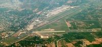 صورة من الجو لمدرج مطار تشيناي الدولي في تشيناي بالهند.