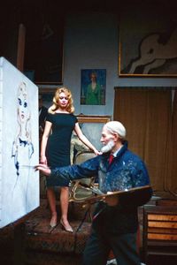 Brigitte Bardot posing for Kees Van Dongen 1959.jpg