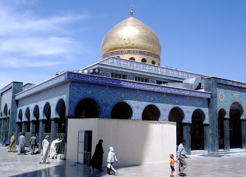 ملف:Sayyeda Zeinab Mosque in Damascus - Syria.jpg