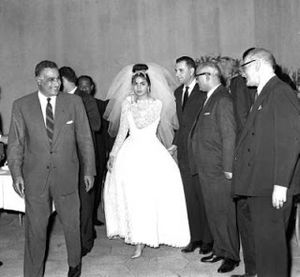 حفل زفاف شمس بدران وزوجته منه في حضور جمال عبد الناصر