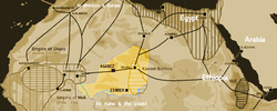 خريطة توضح الطرق الرئيسية للقوافل التجارية في الصحراء، ح. 1400. وتظهر أيضاً امبراطورية غانا (حتى القرن 13 ) وامبراطورية مالي ما بين القرن 13 و15. لاحظ الطريق الغربي الممتد من جنة عبر تنبكتو حتى سجلماسة. النيجر حالياً باللون الأصفر.