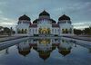 Banda Aceh's Grand Mosque, Indonesia.jpg
