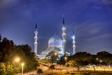 Shah Alam Blue mosque at night.jpg
