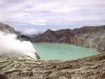 The cauldron of Ijen Mountain, Indonesia.jpg