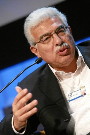 Ahmed Nazif 2.jpg