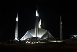 مسجد الملك فيصل in Pakistan is named after فيصل بن عبد العزيز آل سعود.