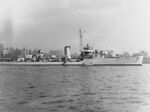 USS Somers (DD-381) at anchor in September 1938.jpg