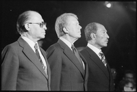 Close up of Menahem Begin, Jimmy Carter and Anwar Sadat at Camp David., 09-07-1978 - NARA - 181133.tif
