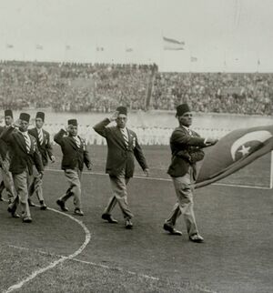 صورة لأعضاء البعثة الرياضية المصرية ضمن حفل إفتتاح دورة الألعاب الاوليمبية في أمستردام بهولندا سنة 1928م
